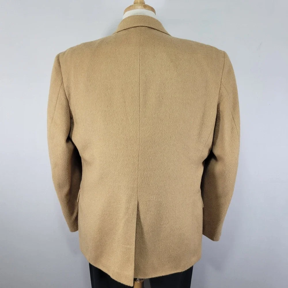 Crop & Saddle Men's Sport Coat Blazer Two Button‎ Beige Camel Hair Size 46R